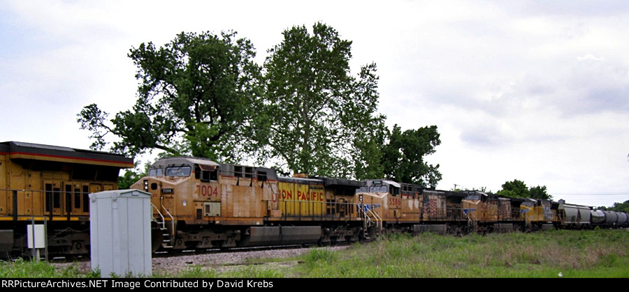UP 7004